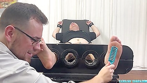 Hot blonde babe got her pussy fucked hard