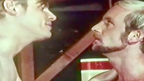 Chicks masturbates in the kitchen and cum at home eurosexparties