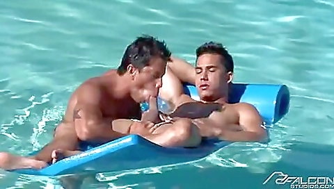 Mas sandyrilley ariel and i' unknown explod