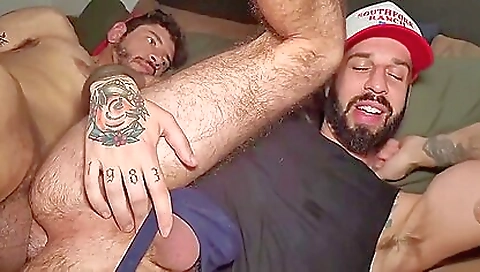 Spanish girl's pussy is ready to orgasm