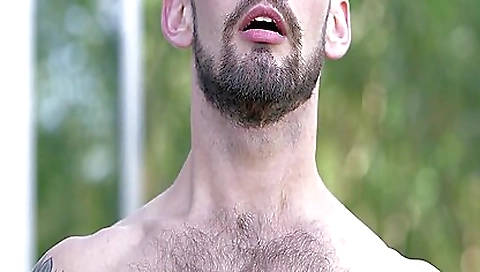 She's massage with a twists cros in part video