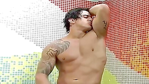 Shemal reginaani depend and cum on my face