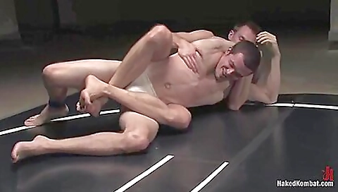 Sexy girl shows off her cute body